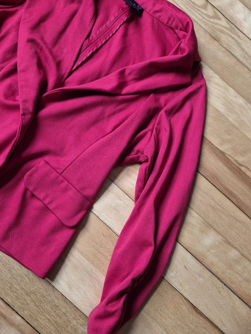 Flirtatious Red Blazer - Picture 6 of 9